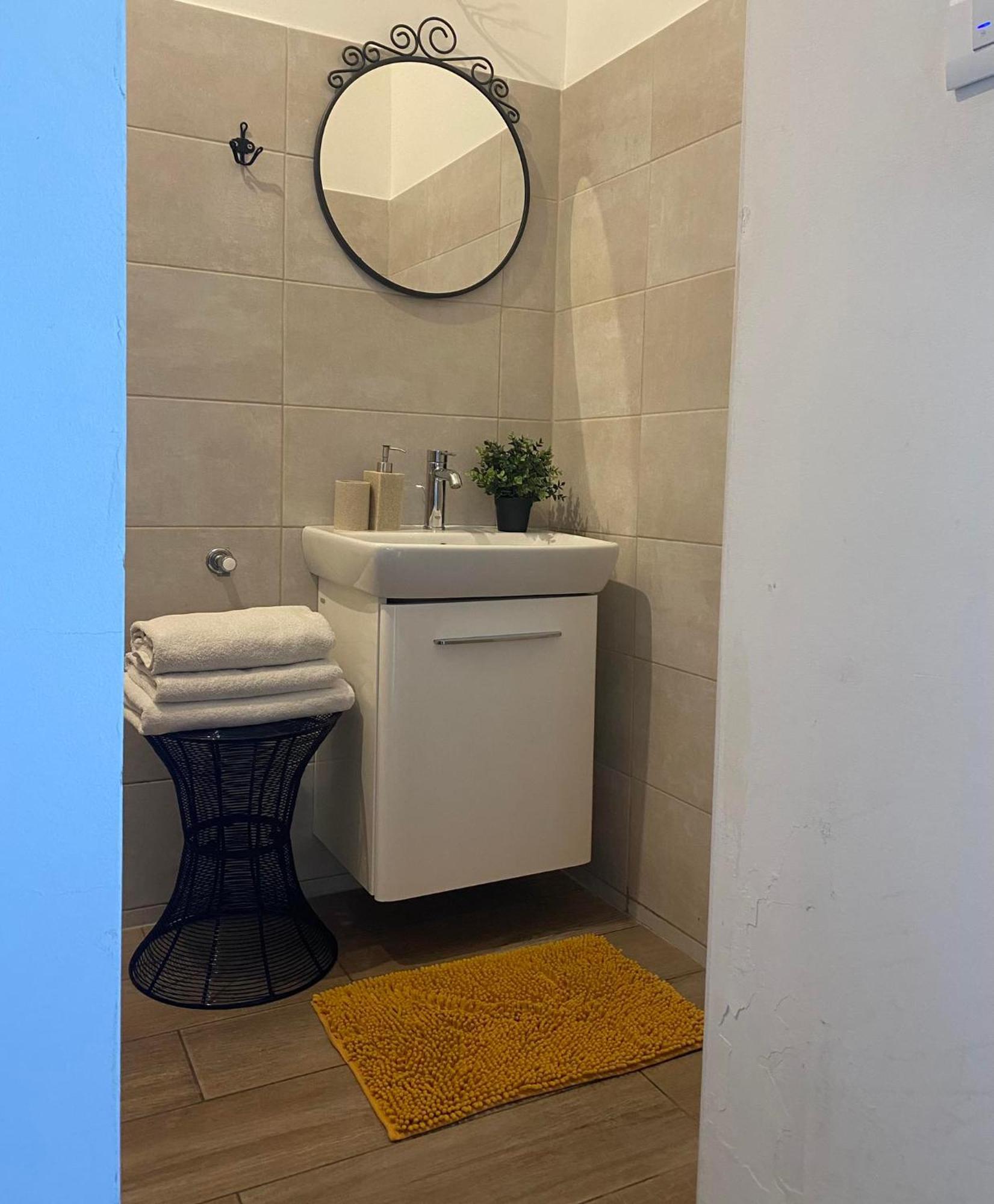 Karuza Center Of Old Town Apartman